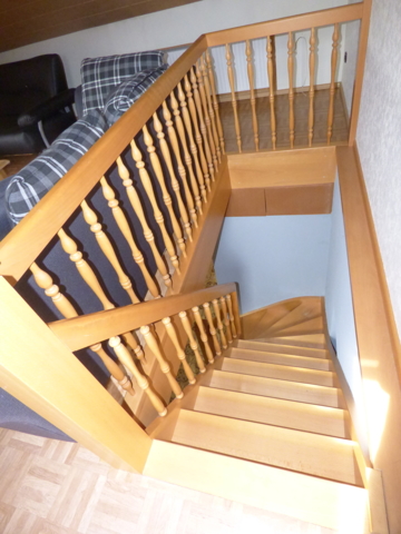 Treppe zum Wohnzimmer Anbau