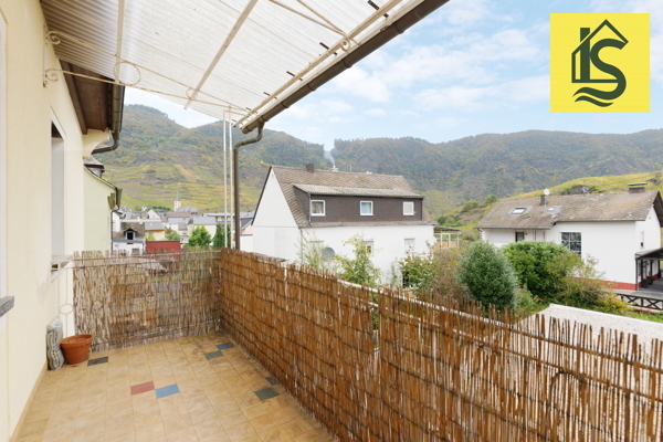 balcony with a view of the Calmont 