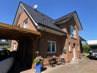 Vorderseite, Carport