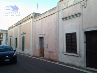VIA FRANCESCO PETRARCA