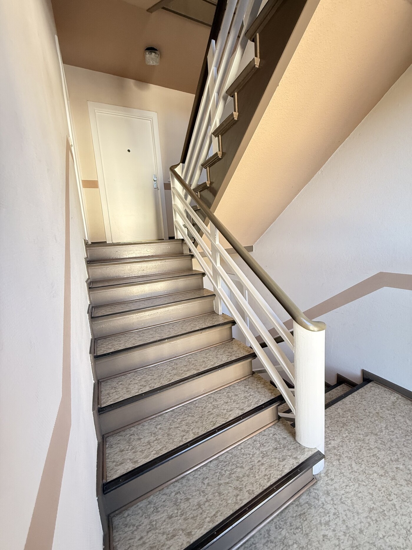 Hausflur Treppenaufgang