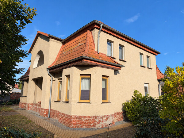 Historische Villa mit Raum für neue Wohnträume