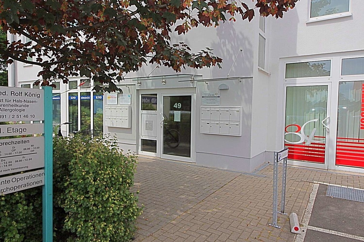 Kleines Appartement mit Aufzug, Parkett, ... - Foto 1