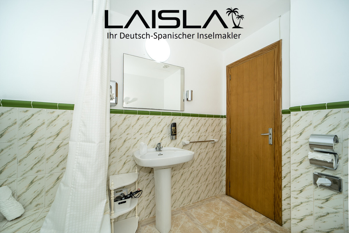 Ferienwohnungsgebäude mit Pool und Restaurant! — Foto 34