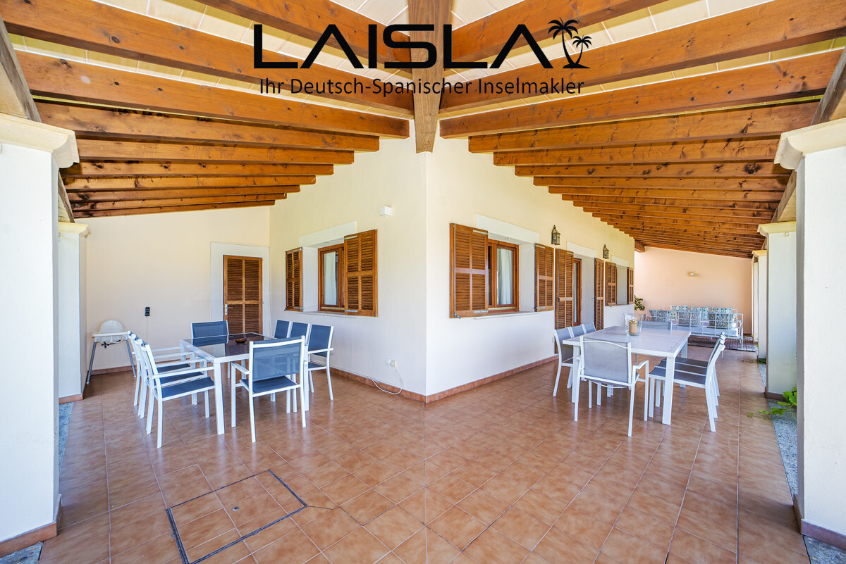 Mallorquinische Finca mit Ferienlizenz und Meerblick — Foto 18