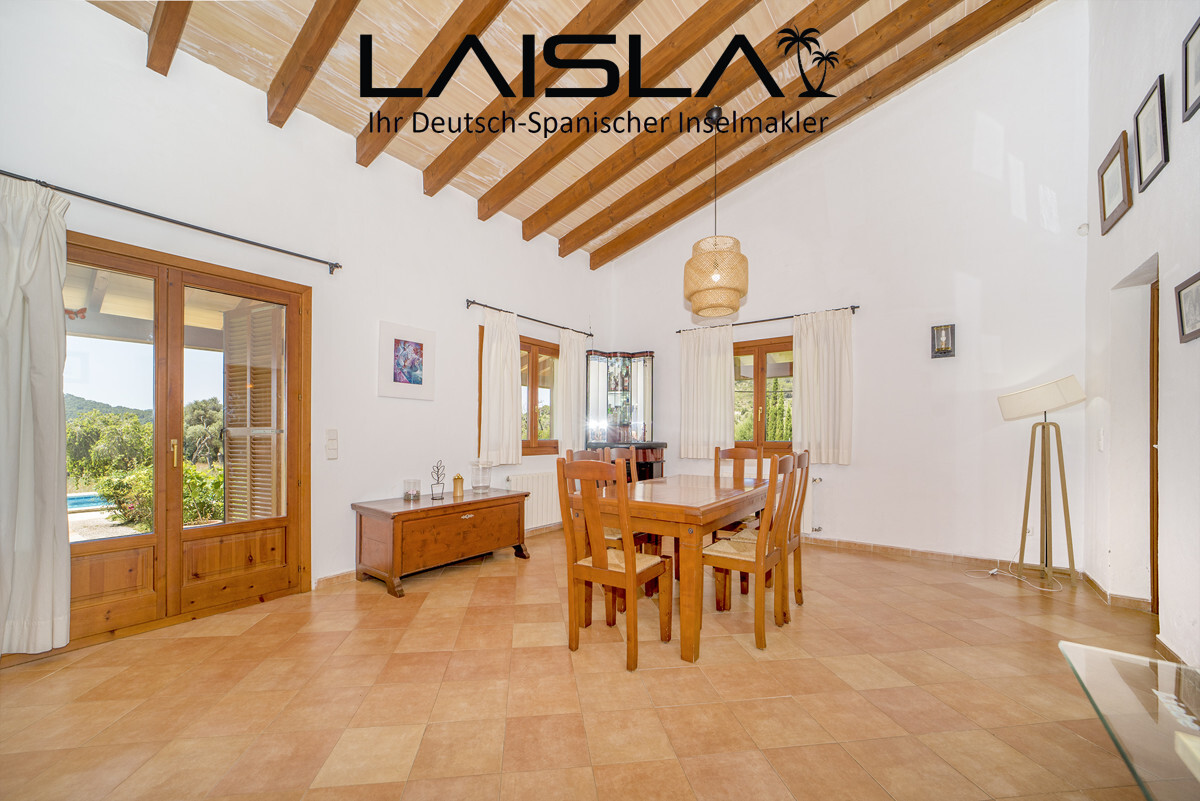 Mallorquinische Finca mit Ferienlizenz und Meerblick — Foto 11