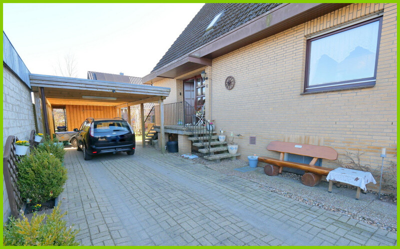 Haus mit Carport