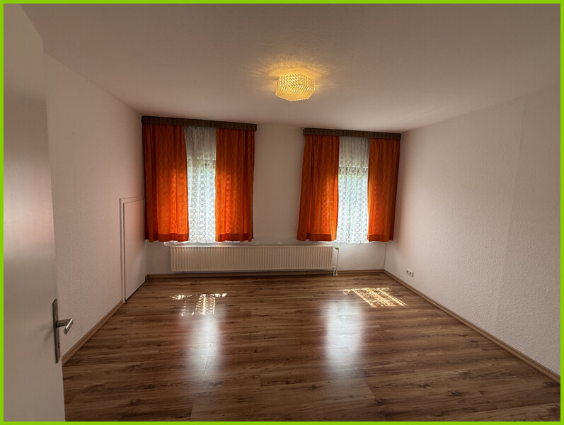 Schlafzimmer DG
