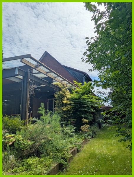 seitlicher Garten