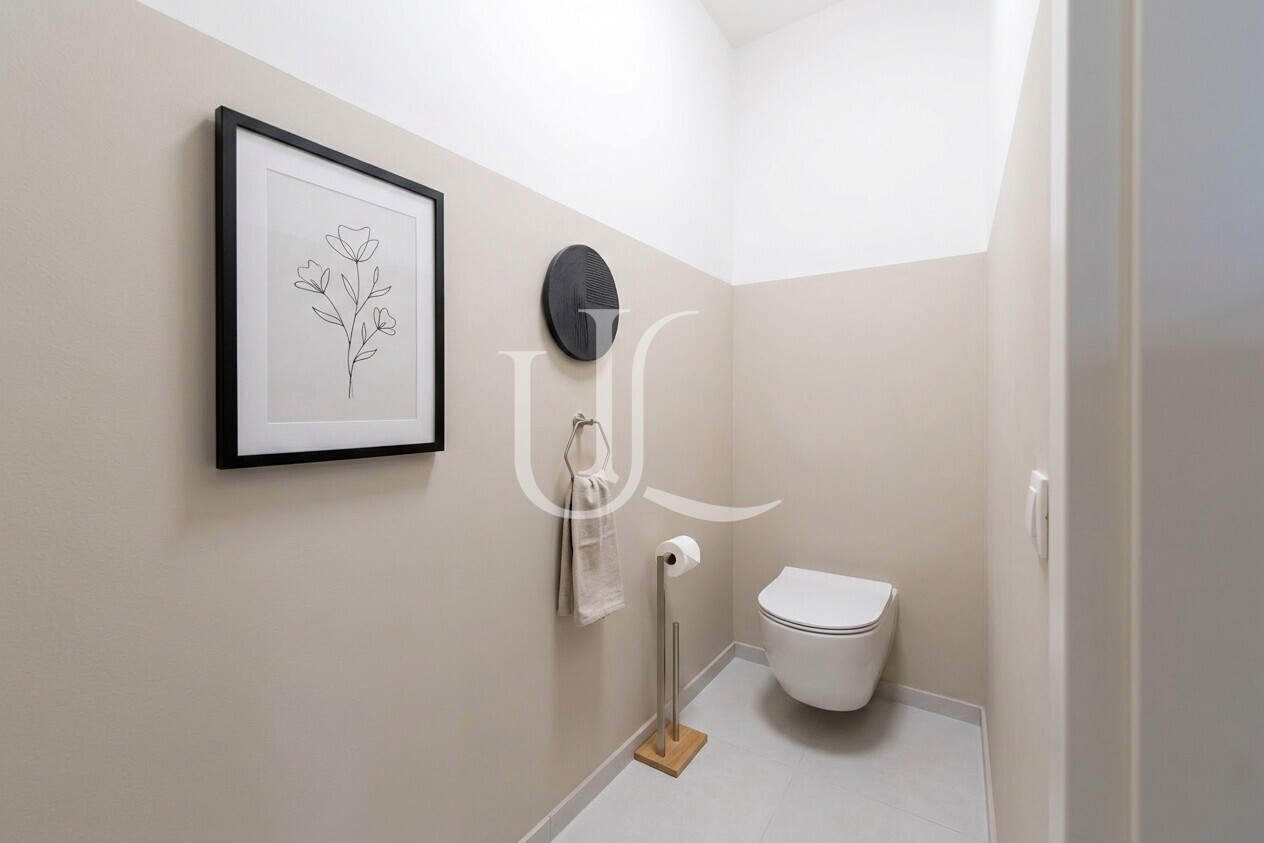Toilette UG Visualisierung/Staging mit KI