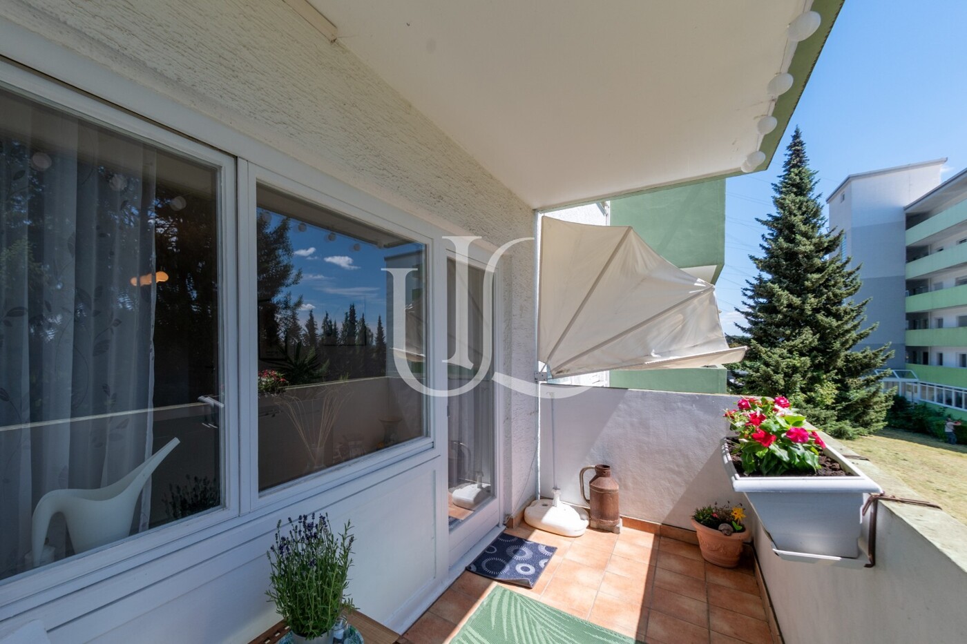Balkon S/W Lage