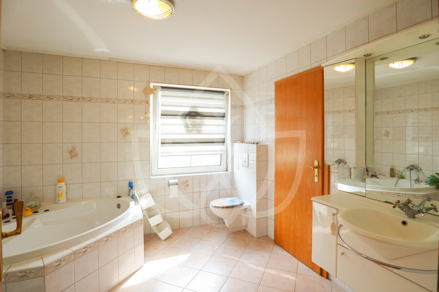 DG - Dusch- und Wannenbad