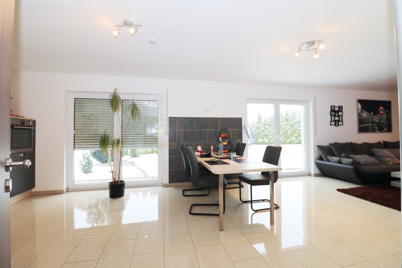 LEILA Immobilien - f71d6f66 e48f 46f5 9db0 65ac4847e621 Koch- und Essbereich