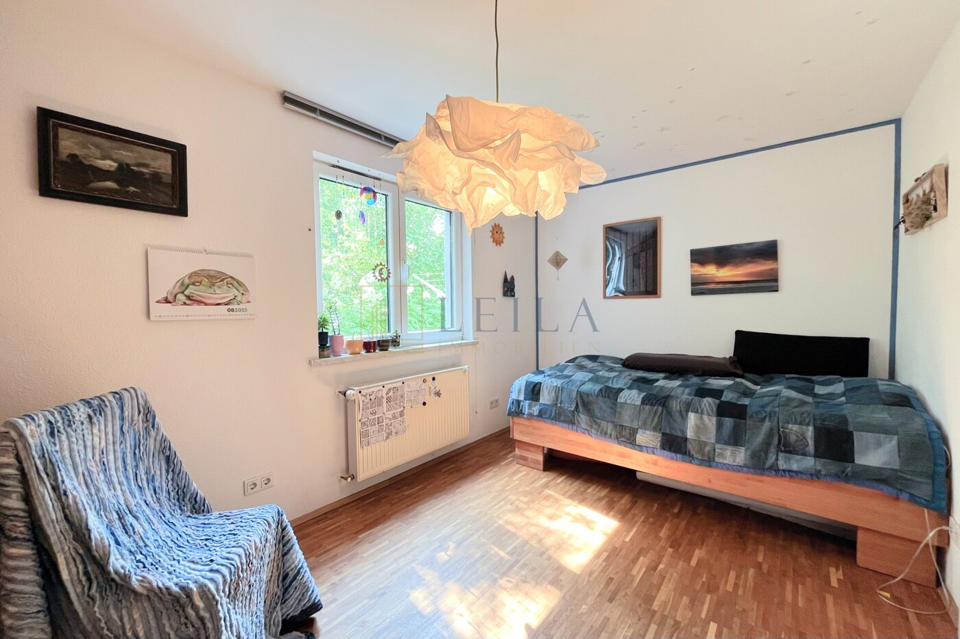 LEILA Immobilien - 8f47bef8 ffd3 4c13 9c66 623bdf879384 Schlafzimmer im EG