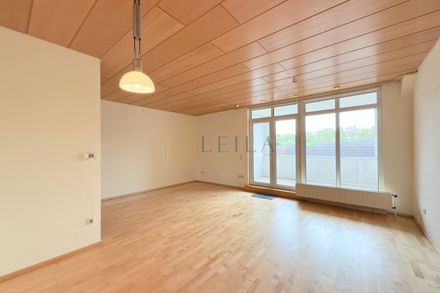 Wohn - und Esszimmer