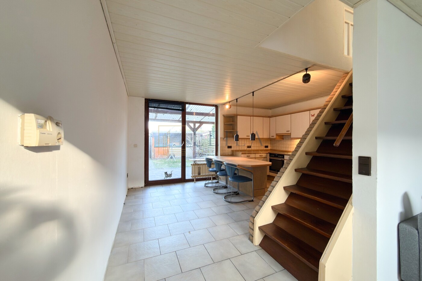 Wohnzimmer- und Esszimmer