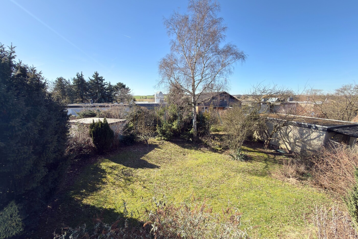 LEILA Immobilien - 5ef57be7 dfbd 421a a5c9 7c63719355d2 Blick in's Grüne