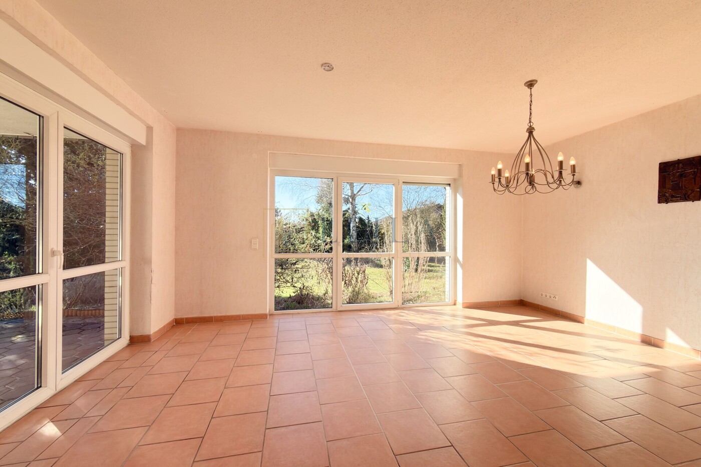 LEILA Immobilien - a556fdfa faf1 4648 b708 d44baa62cd3a Anbau