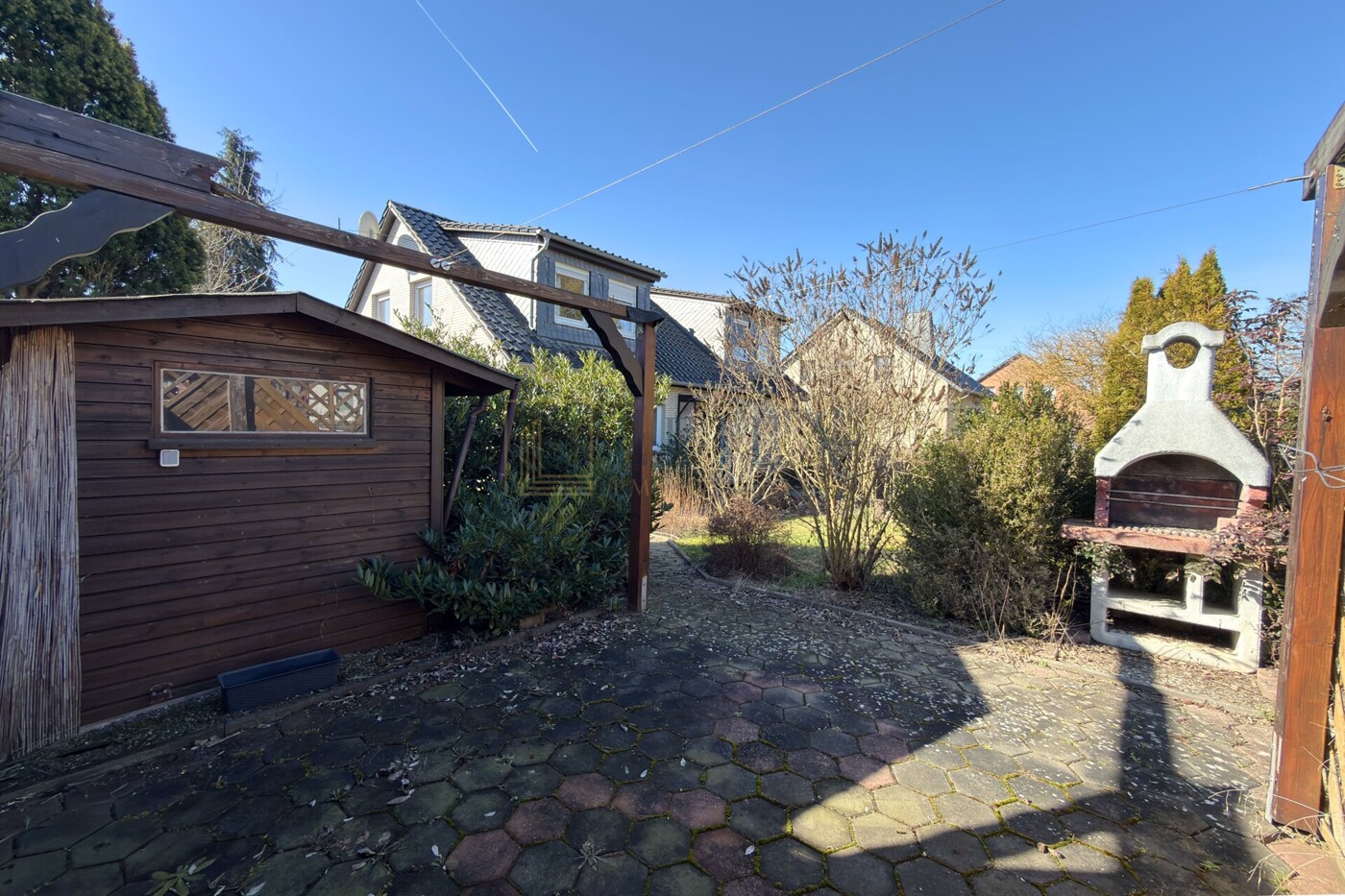 LEILA Immobilien - fbab39b3 81bf 45db 80de c2d7419a459e Terrasse 2