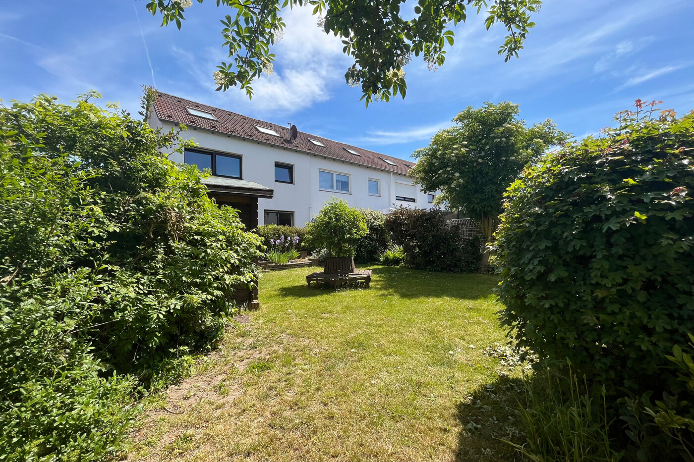LEILA Immobilien - 23f279c8 d5b1 46fa b0c3 1d72951715e4 Gartenfläche