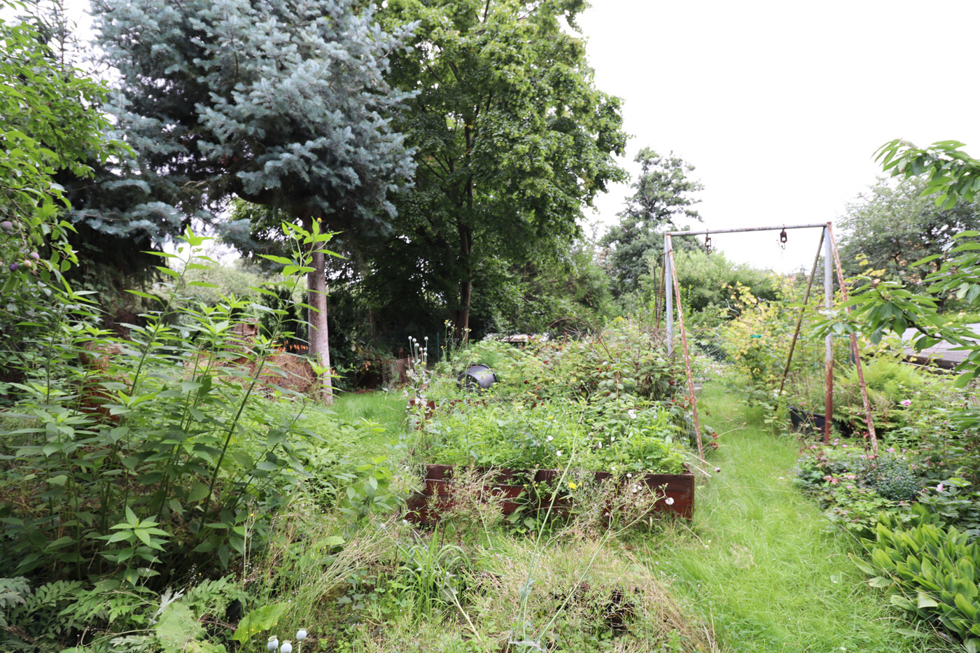 LEILA Immobilien - 380242f2 6a71 4a64 9a2e 1d2d859b167c Hinterer Gartenteil