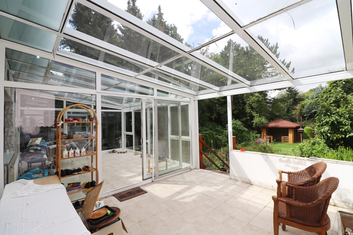LEILA Immobilien - ae2c9fcf 932a 4f4a 9153 9545ed3074bb Terrasse