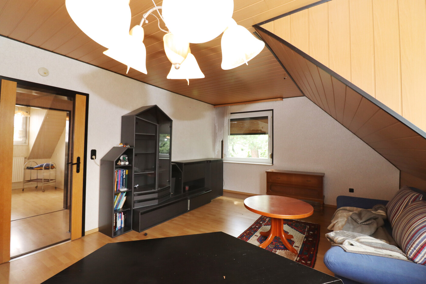 LEILA Immobilien - be3af3e0 538c 4956 ac83 38fd73ad5356 Schlafzimmer DG