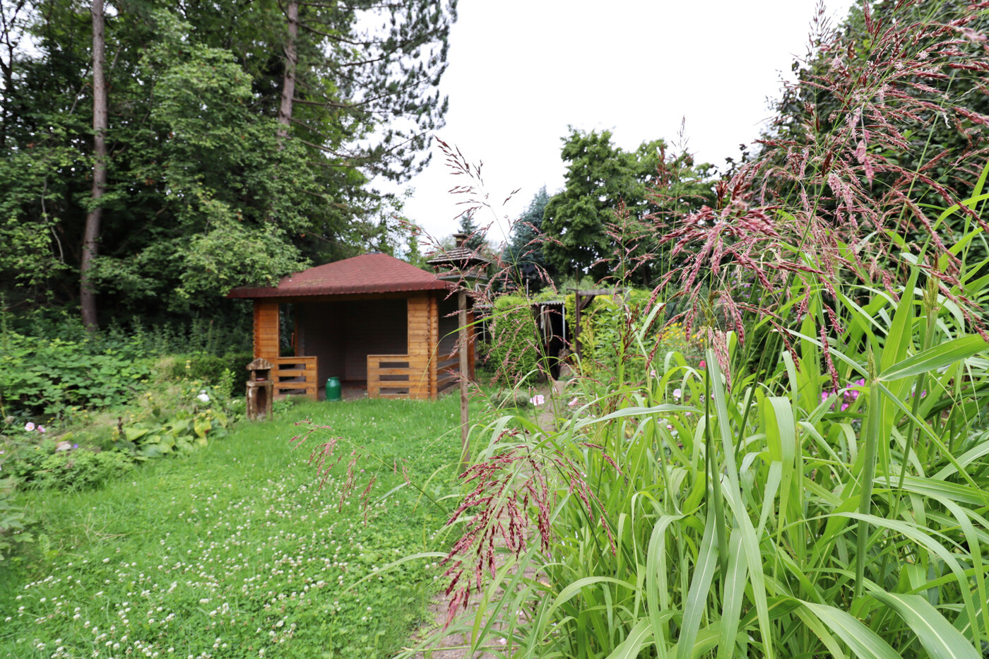 LEILA Immobilien - fb94039e 4e9b 4964 9fe7 269678b0d0d8 Gartenansicht