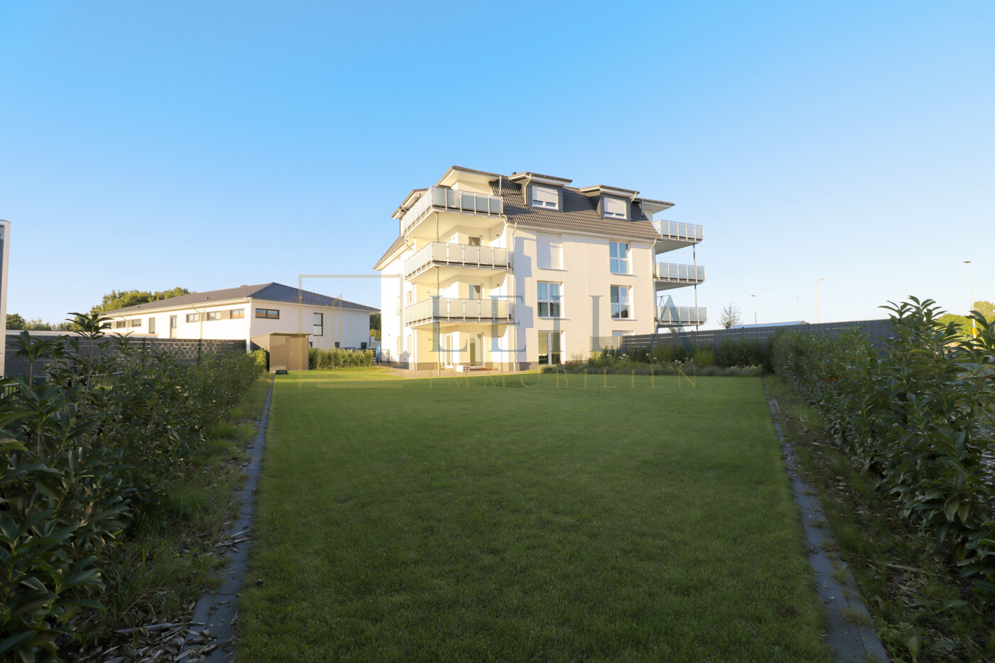 LEILA Immobilien - 3bf4c54d 1029 4612 bddf 58ba69752876 Titelbild Außenansicht