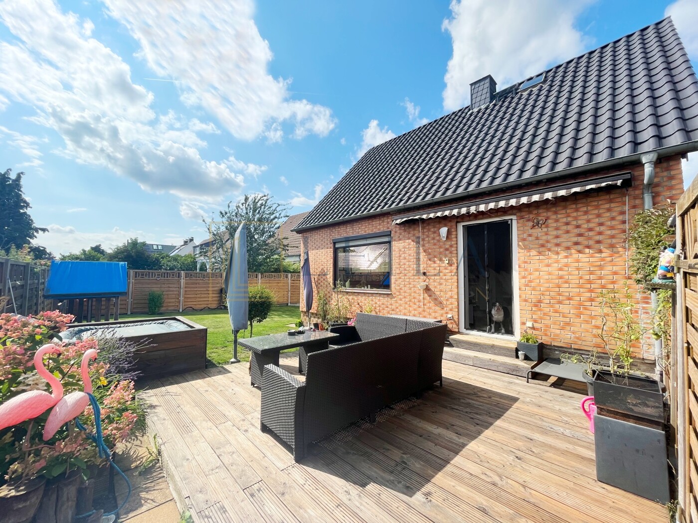 LEILA Immobilien - 7c9b36d3 2c50 4d01 b42c b9c7f3390fbf Terrasse