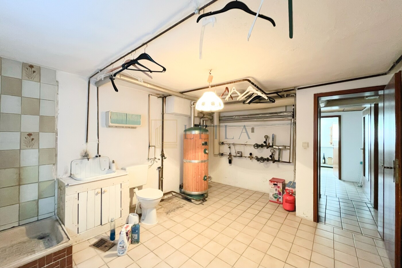 LEILA Immobilien - 0a566a36 9be4 48e9 8743 a01a877ca036 Heiz- und Wäschekeller