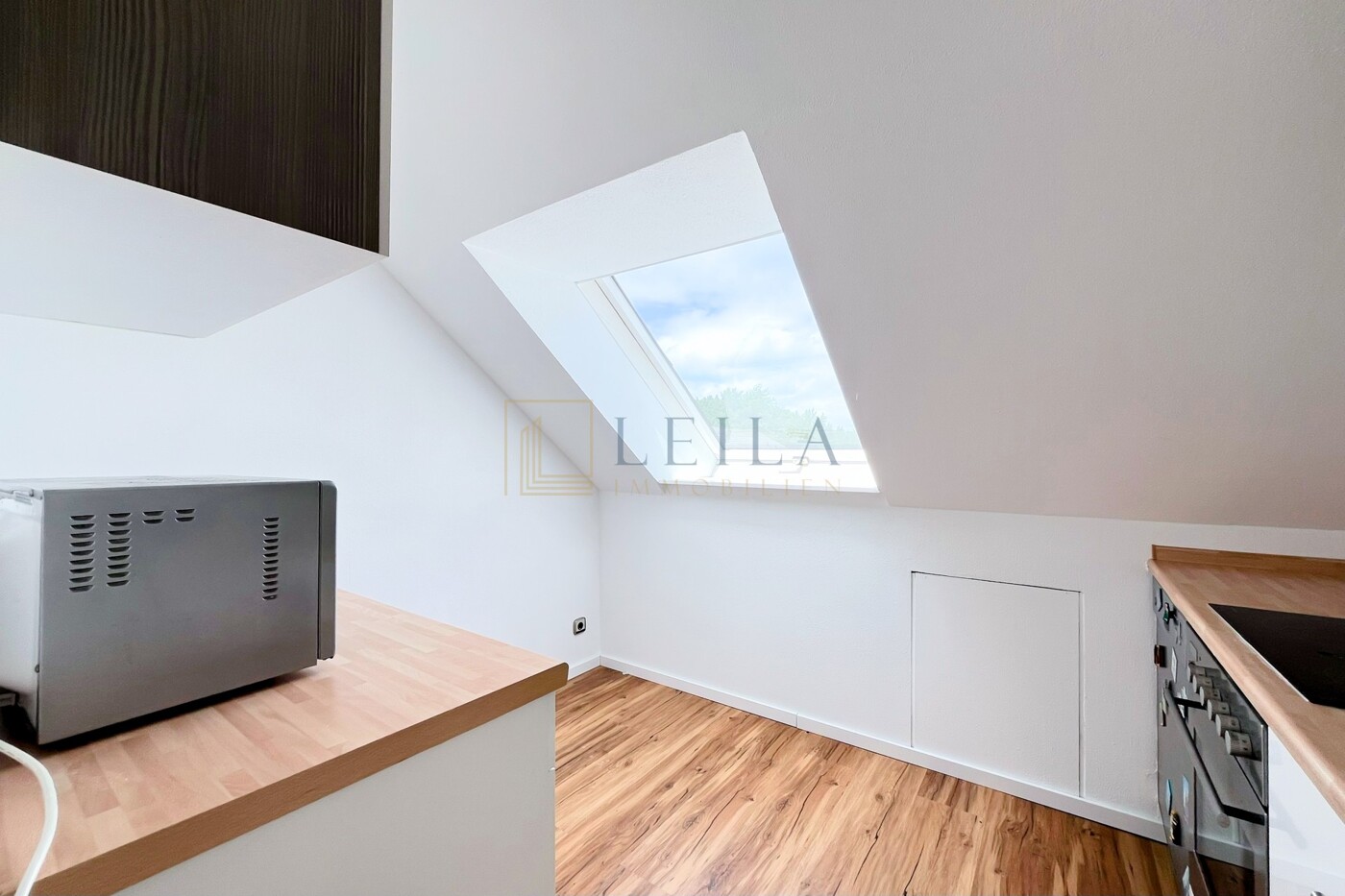 LEILA Immobilien - 77b6f186 3bff 499d af9b b40b62a3a04d Küche im Obergeschoss