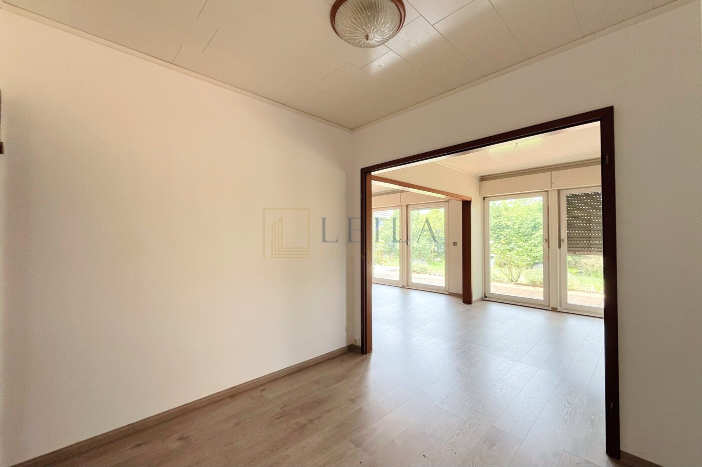LEILA Immobilien - f5359602 2469 45eb 92de b0f1bfb83b0a Flur