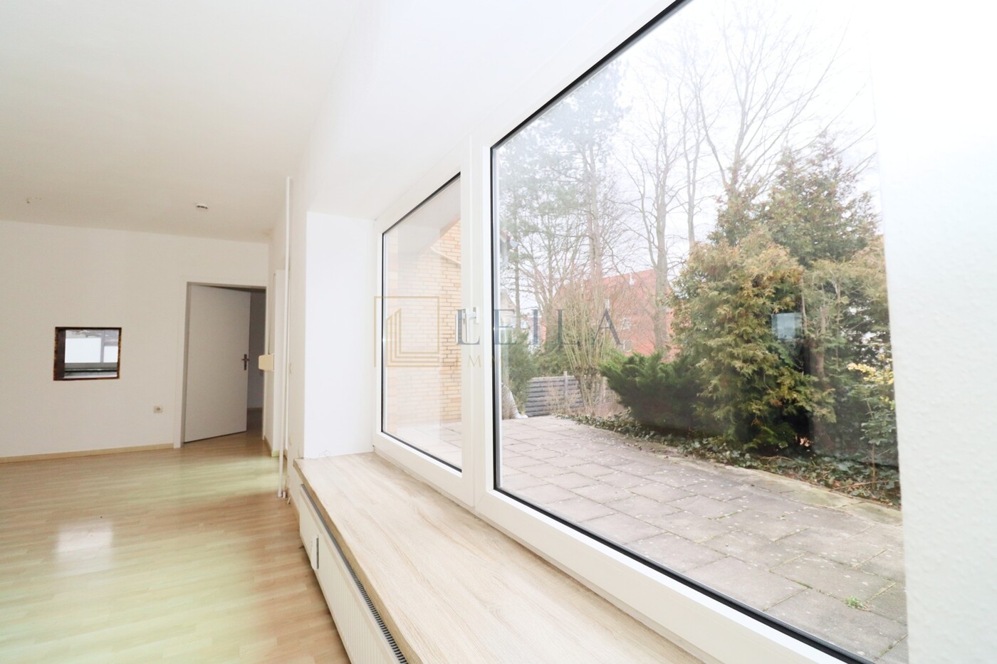 LEILA Immobilien - 197104f9 b8c3 43c6 b3af 9c3d6083ddb1 Wohn- und Essbereich