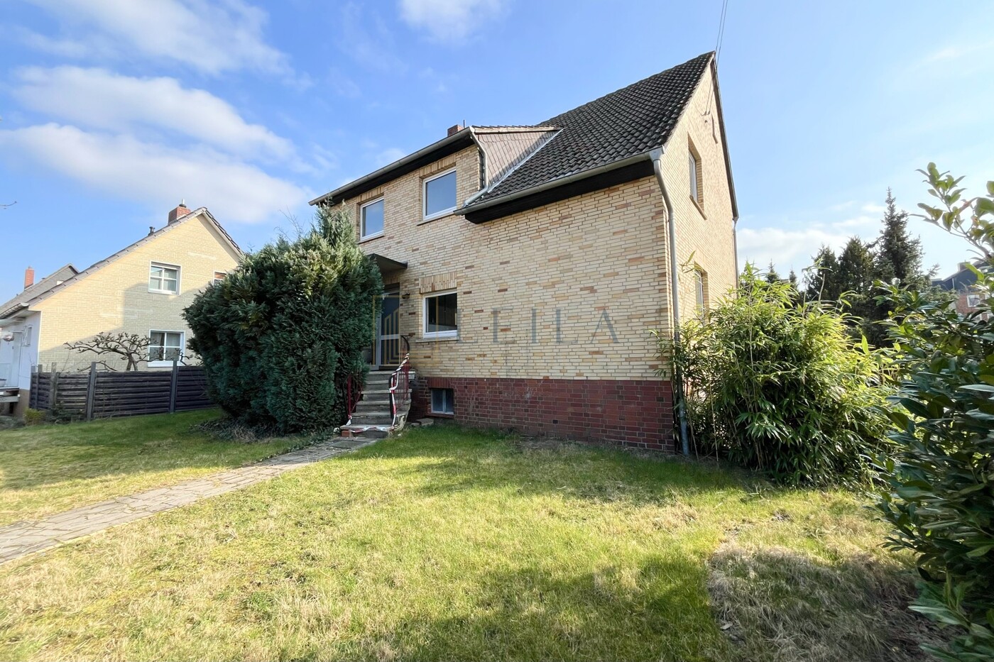LEILA Immobilien - 2d6e95fb 86d5 475b 8a57 f25699497aea Außenansicht
