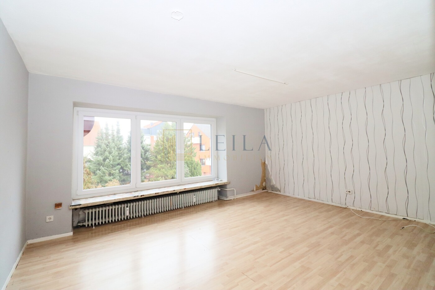 LEILA Immobilien - ceac52d9 ca2b 4712 aaa8 547484f5ff3a Wohnzimmer im OG