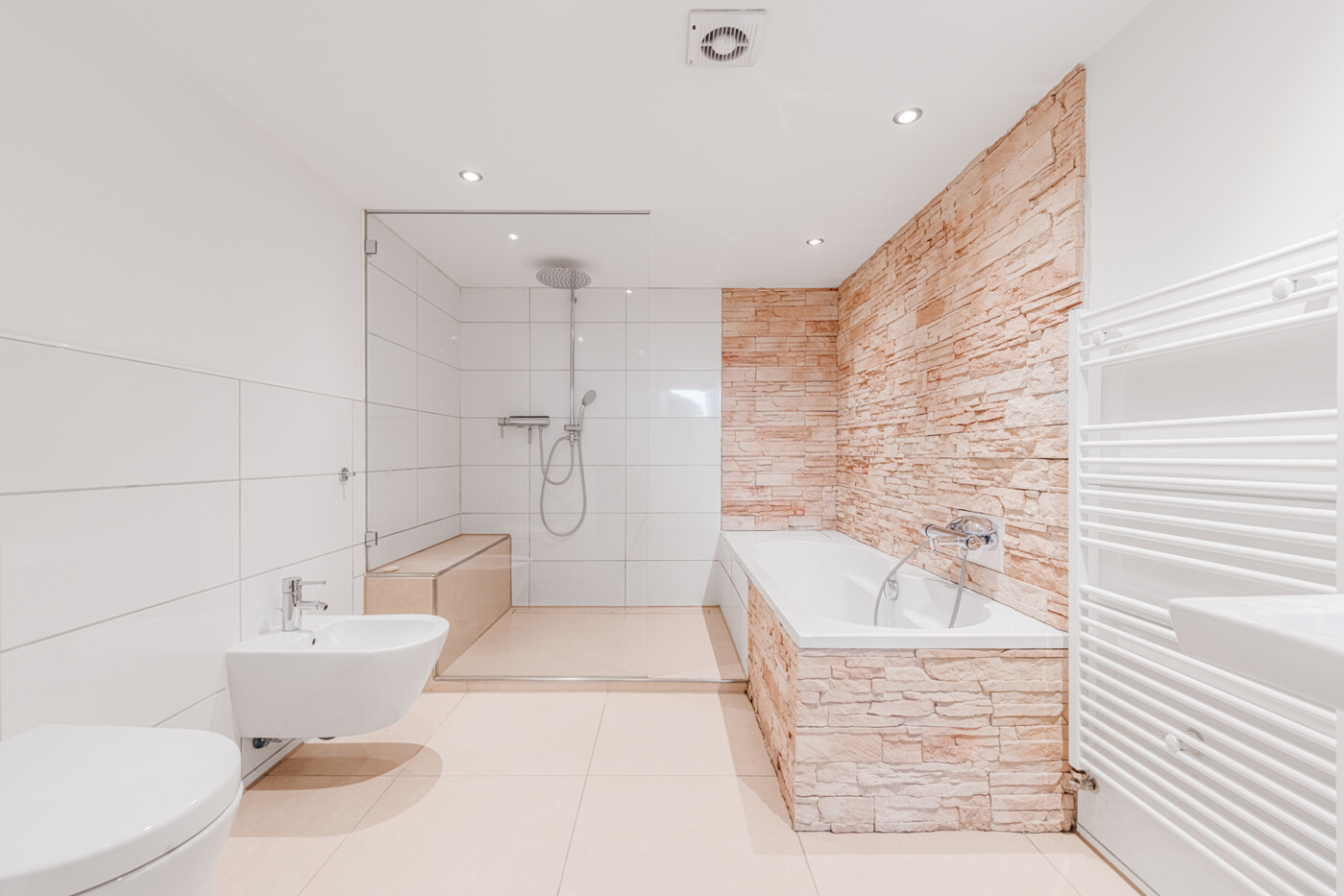 Badezimmer Einliegerwohnung