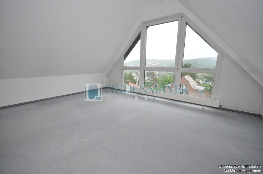 Schlafzimmer mit beherrschendem Ausblick!