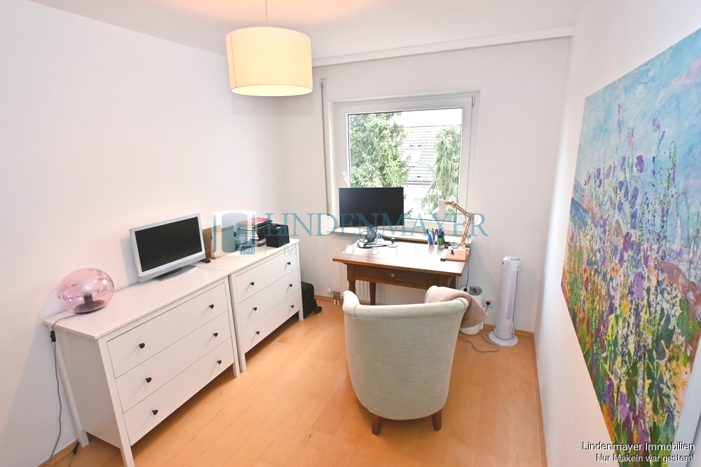 Kinderzimmer/Büro