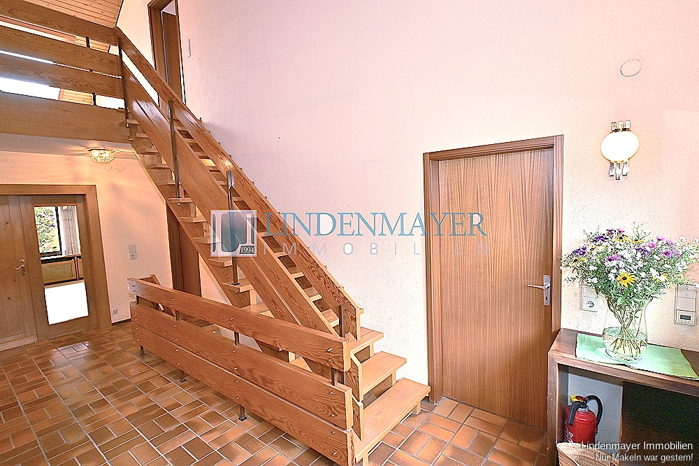 Treppenaufgang zur Galerie