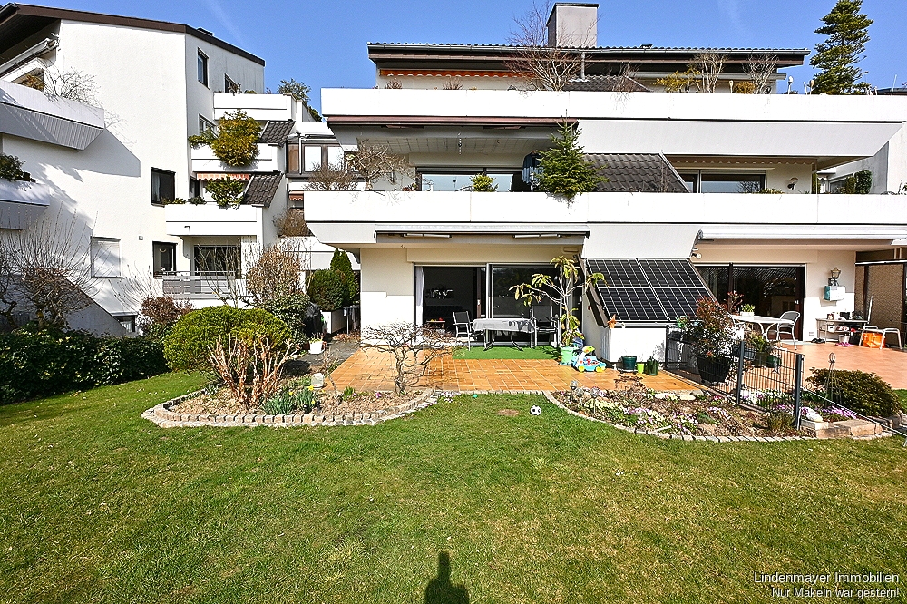 große Sonnenterrasse