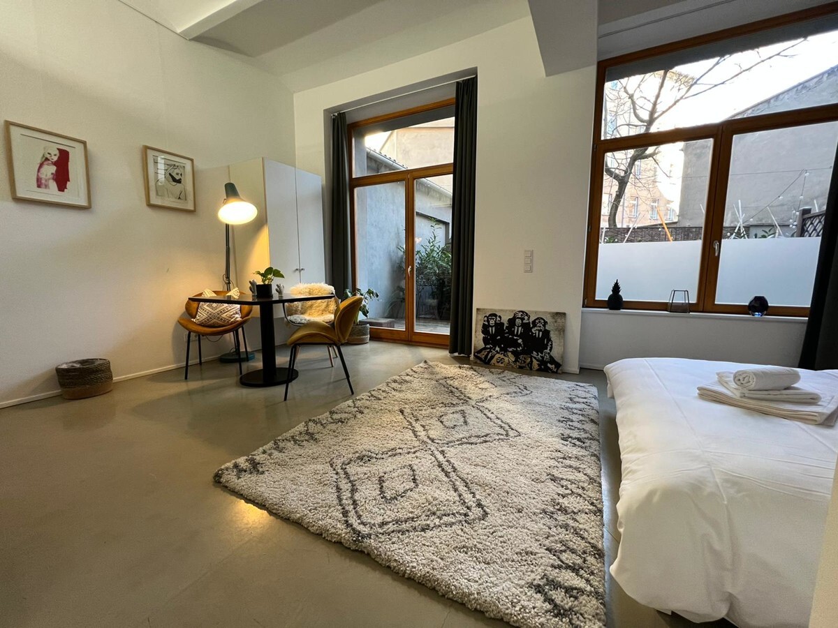 F-Hain: voll möbliertes LUXUS Apartment - 40 m² befristet für max. 12 Monate per SOFORT zu VERMIETEN - Foto 1