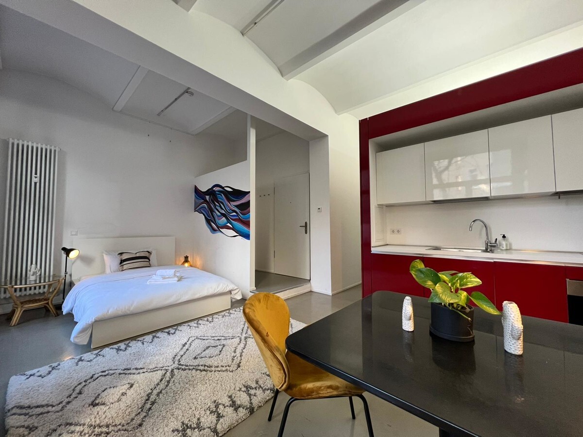 F-Hain: voll möbliertes LUXUS Apartment - 40 m² befristet für max. 12 Monate per SOFORT zu VERMIETEN - Foto 3