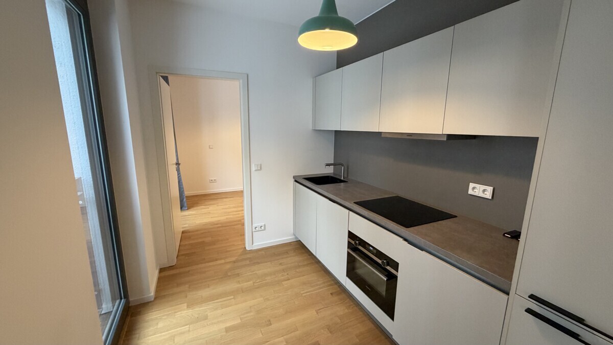 BESICHTIGUNGEN (siehe Beschreibung): Mitte: NEUBAU 2-Zi, 40m², W-Bad, bodentiefe Fenster, PER SOFORT - Foto 3