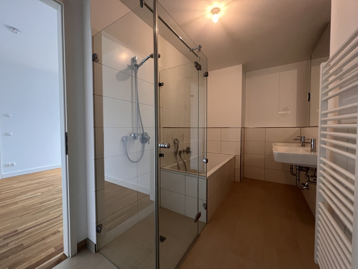 Wilmersdorf: Brandenburgische Str. - LUXUS 3-Zi-DG - 2 TERRASSEN - 90 m² - 2 Bäder - per SOFORT - Photo 5