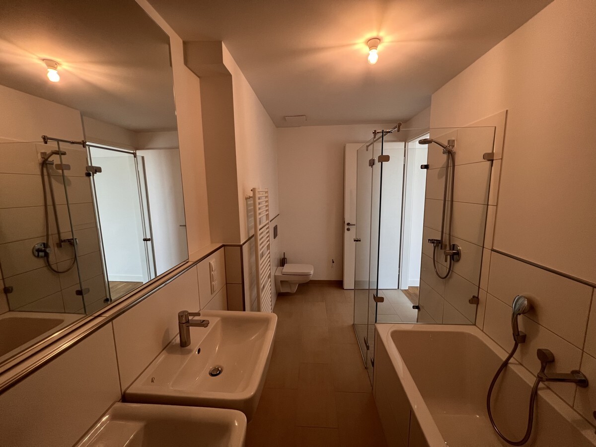 Wilmersdorf: Brandenburgische Str. - LUXUS 3-Zi-DG - 2 TERRASSEN - 90 m² - 2 Bäder - per SOFORT - Photo 4