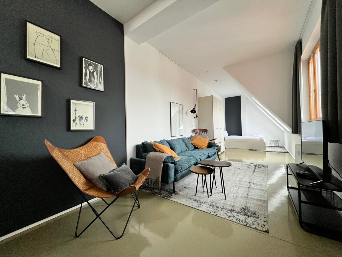 F-Hain: voll möbliertes LUXUS Apartment - 46 m² befristet für max. 12 Monate per SOFORT zu VERMIETEN - Photo 2