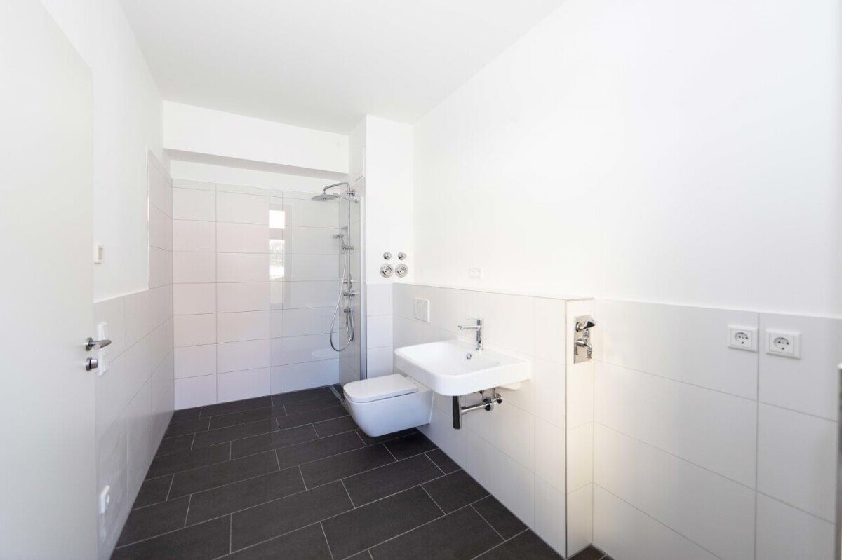 Erstbezug! Moderne 3-Zimmer-Neubauwohnung auf zwei Ebenen in Potsdam - Foto 3