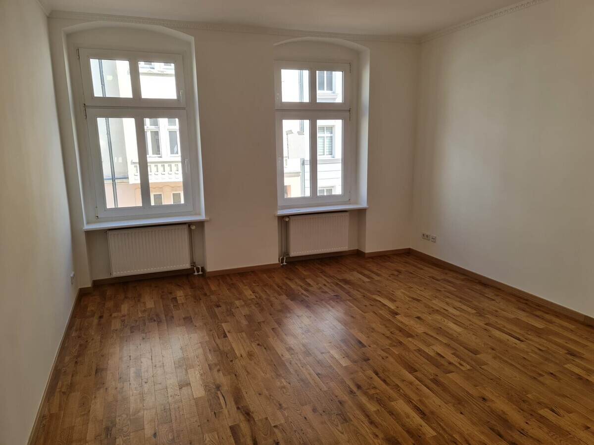 Gutenbergstr. helle 2-Zi-Altbau-Whg. mit EBK und Balkon im 1. OG per SOFORT zu VERMIETEN - Foto 4