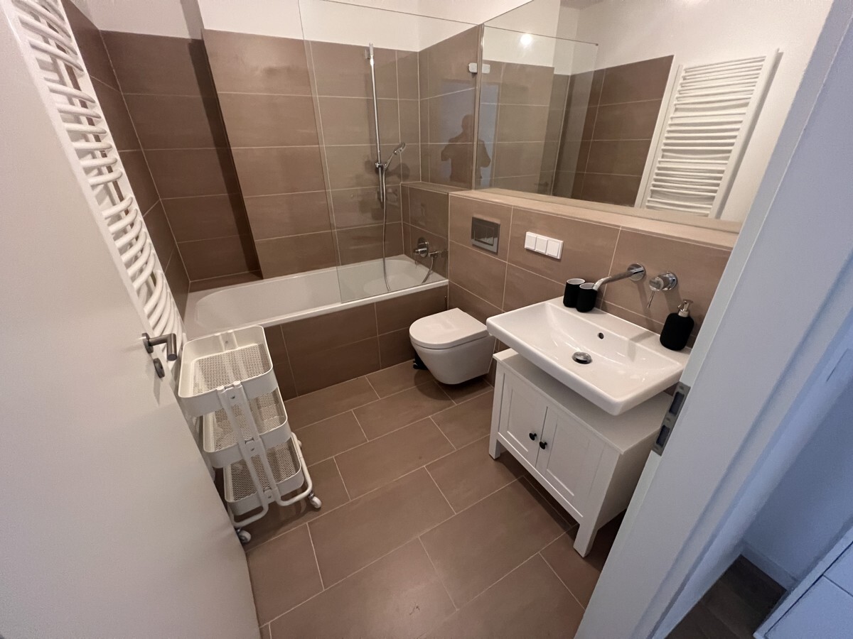 OFFENE BESICHTIGUNGEN DIESE WOCHE: Mitte: NEUBAU 2-Zi, 48m², W-Bad, bodentiefe Fenster, PER SOFORT - Photo 5